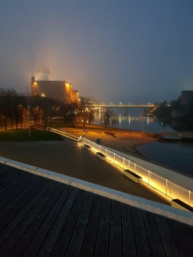 Castle View Apartment Narva Extérieur photo
